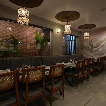 Hotel Swathi Hospet Extérieur photo