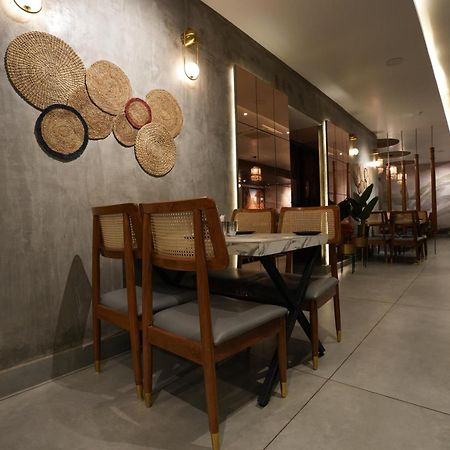 Hotel Swathi Hospet Extérieur photo