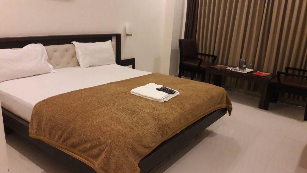 Hotel Swathi Hospet Extérieur photo