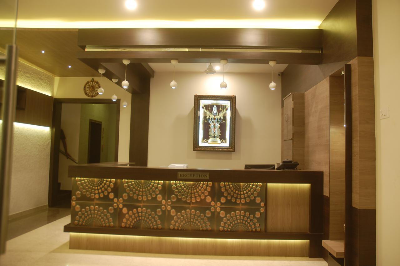 Hotel Swathi Hospet Extérieur photo
